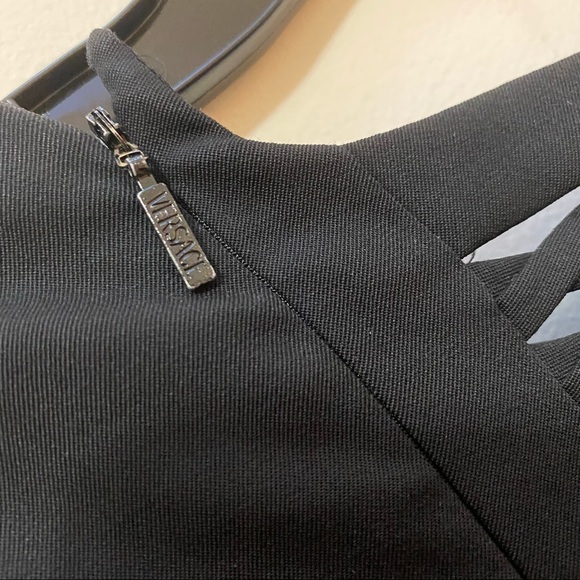 Gianni Versace Little Black Dress - Picture 4 of 6